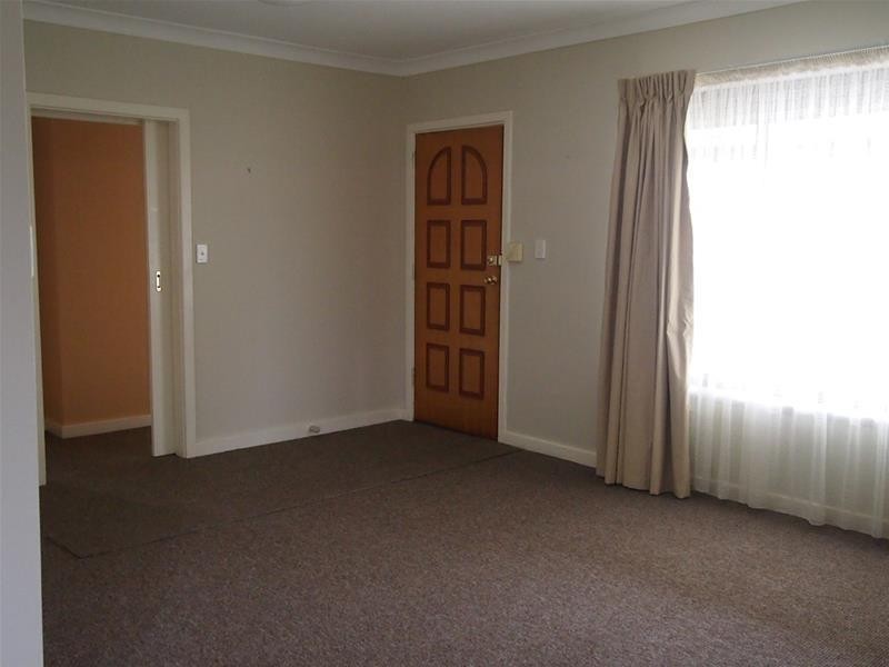 18 Waikerie Avenue, Hope Valley SA 5090