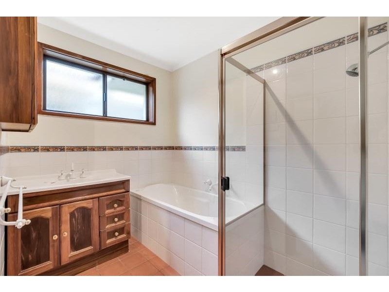 3 Rosella Street, Modbury Heights SA 5092