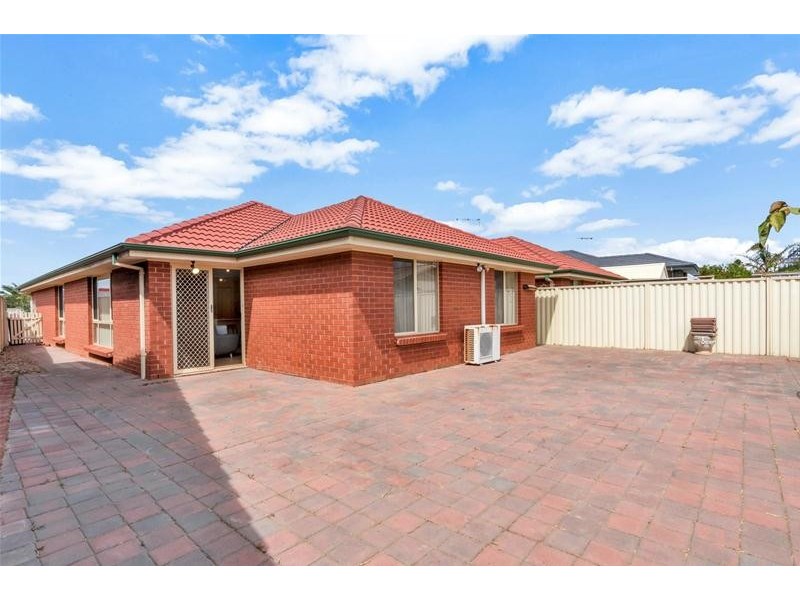 5A Nambucca Avenue, West Lakes Shore SA 5020