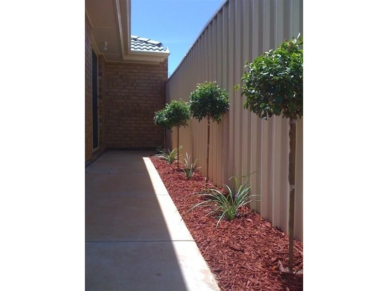 8 Raunsley Circuit, Greenwith SA 5125