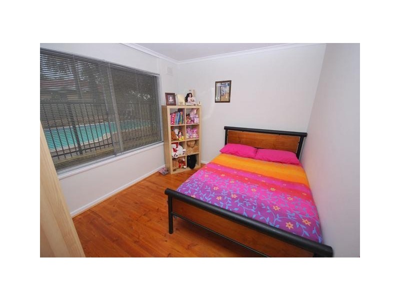 17 Landy Avenue, Gulfview Heights SA 5096