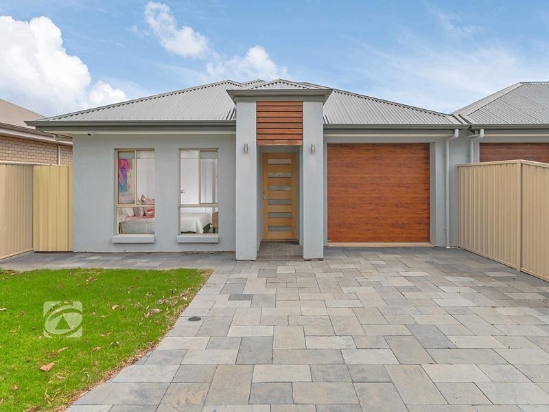 1 Pauls Drive, Valley View SA 5093