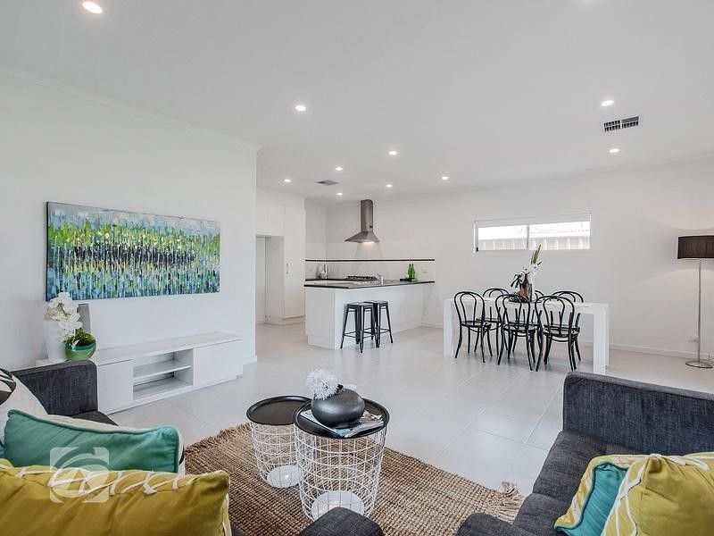 1 Pauls Drive, Valley View SA 5093