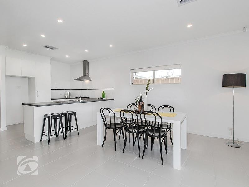 1 Pauls Drive, Valley View SA 5093