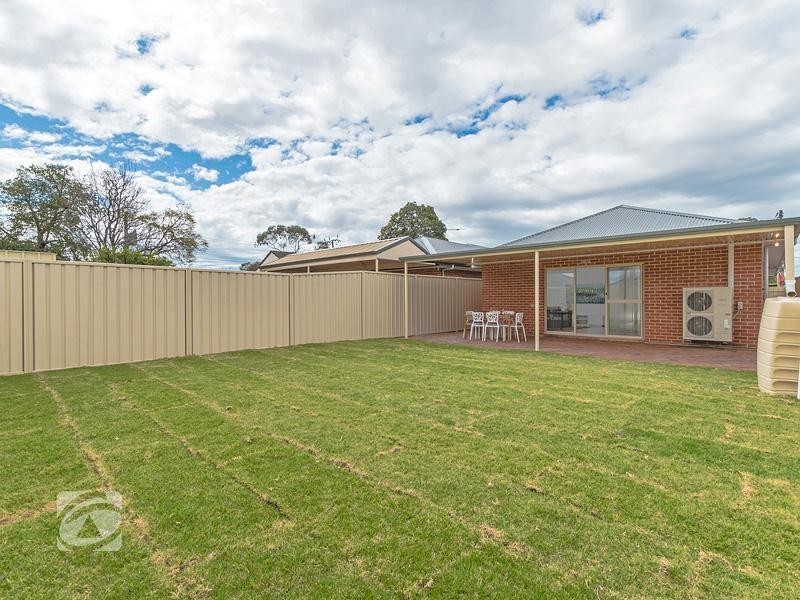 1 Pauls Drive, Valley View SA 5093