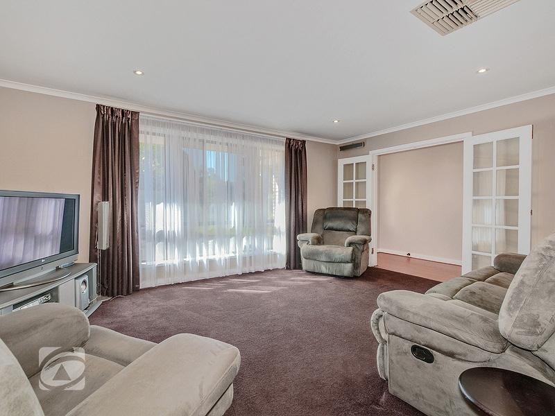 10 Sitte Court, St Agnes SA 5097