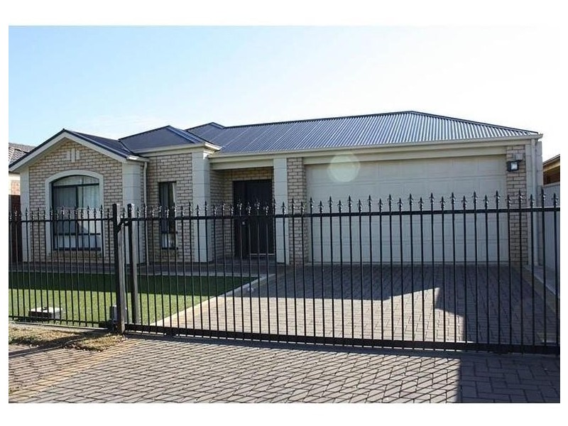 3 Coach Road, Salisbury Downs SA 5108