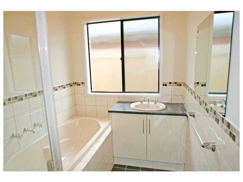 3 Coach Road, Salisbury Downs SA 5108