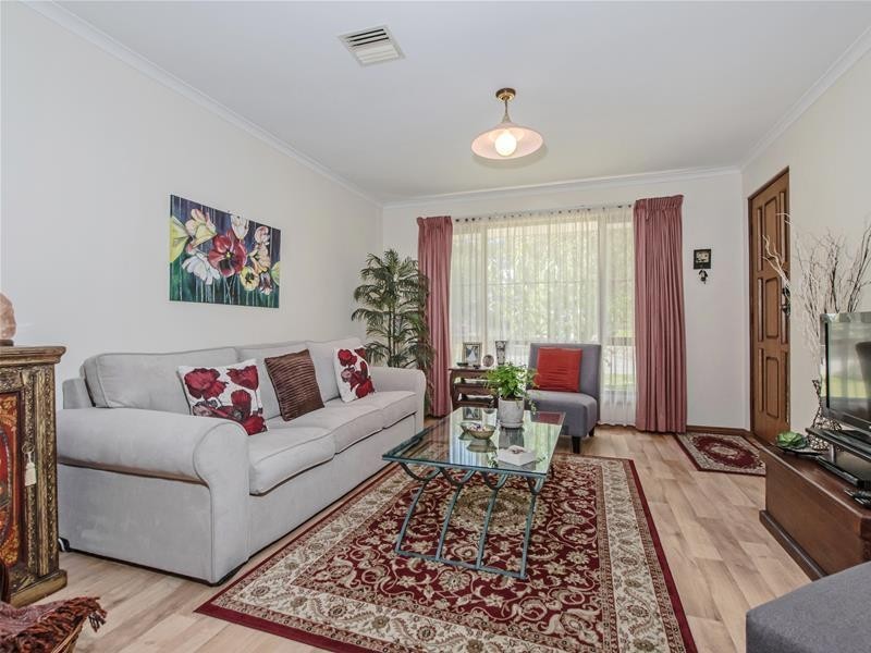 2/19 Susan Street, St Agnes SA 5097