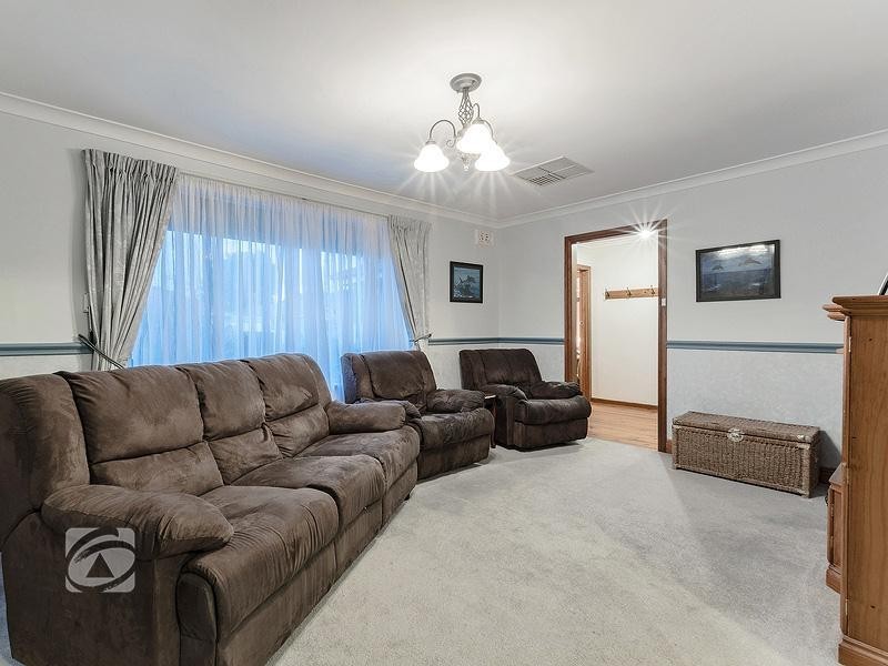 11 Tarana Road, Hope Valley SA 5090