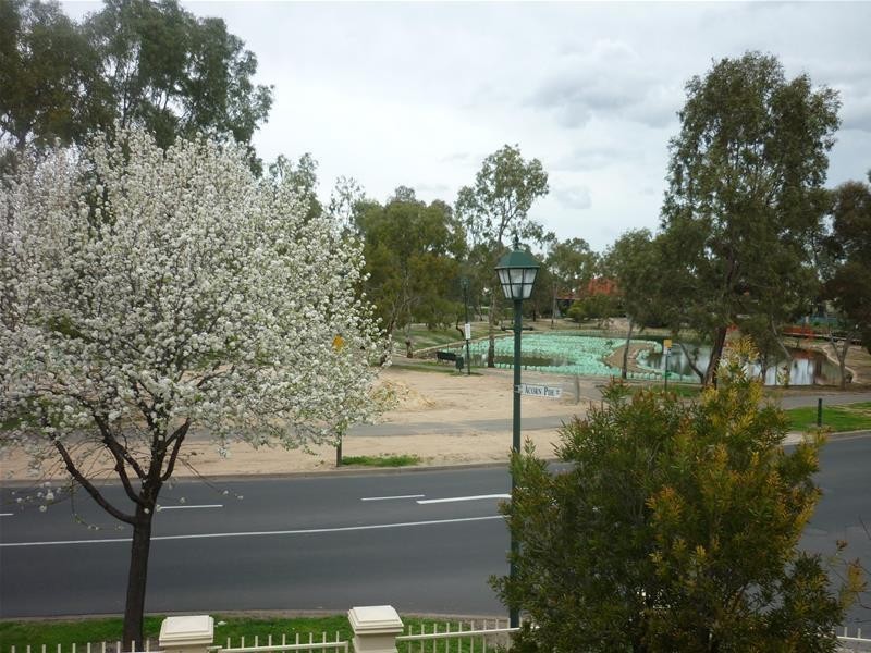 48A Sir Ross Smith Boulevard, Oakden SA 5086