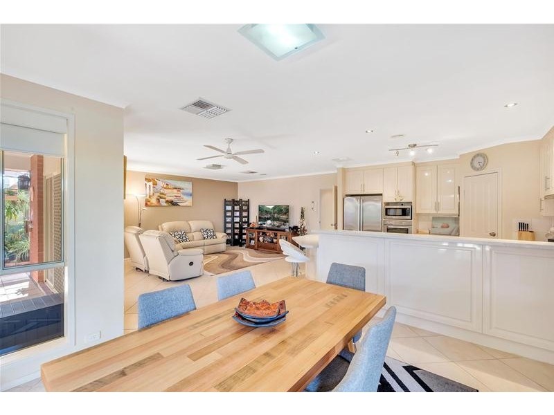 14 Mueller  Drive, Evanston Park SA 5116