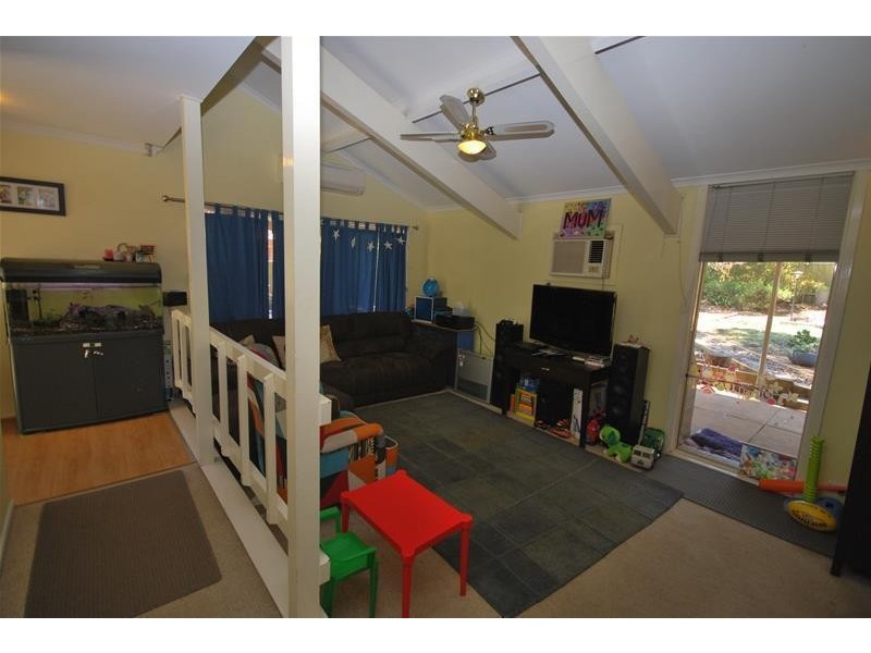 40 Damian Drive, Salisbury Heights SA 5109