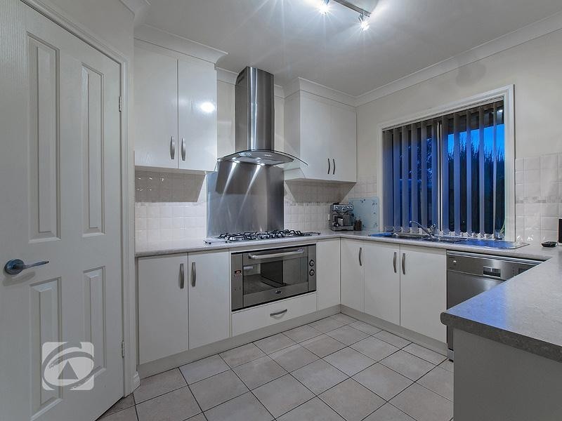 8 Oregan Crescent, St Agnes SA 5097