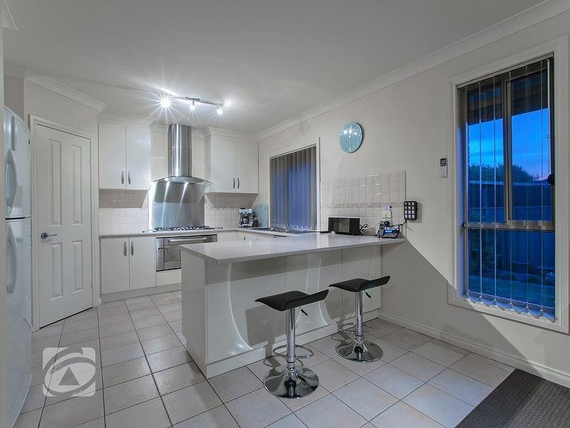 8 Oregan Crescent, St Agnes SA 5097