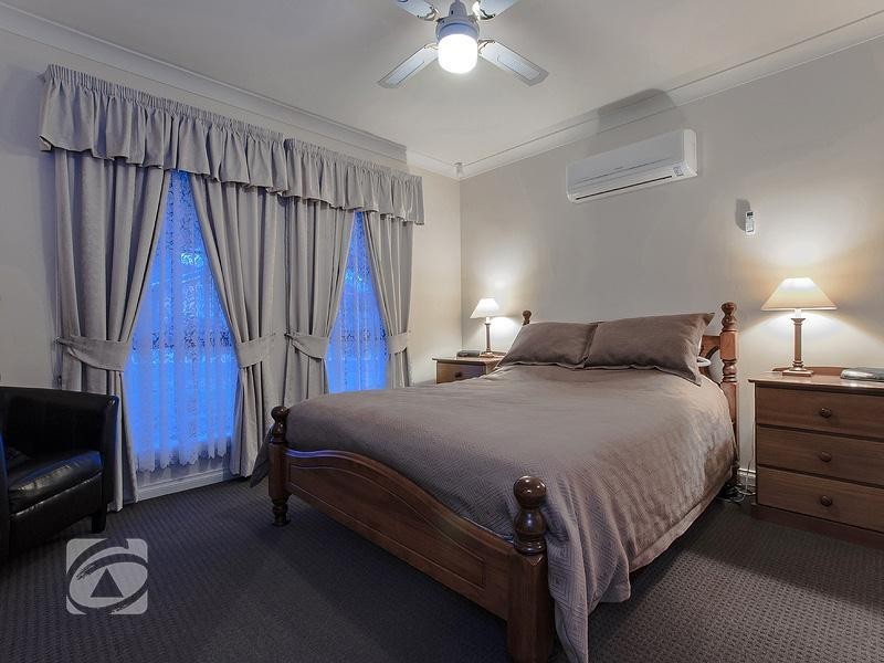 8 Oregan Crescent, St Agnes SA 5097