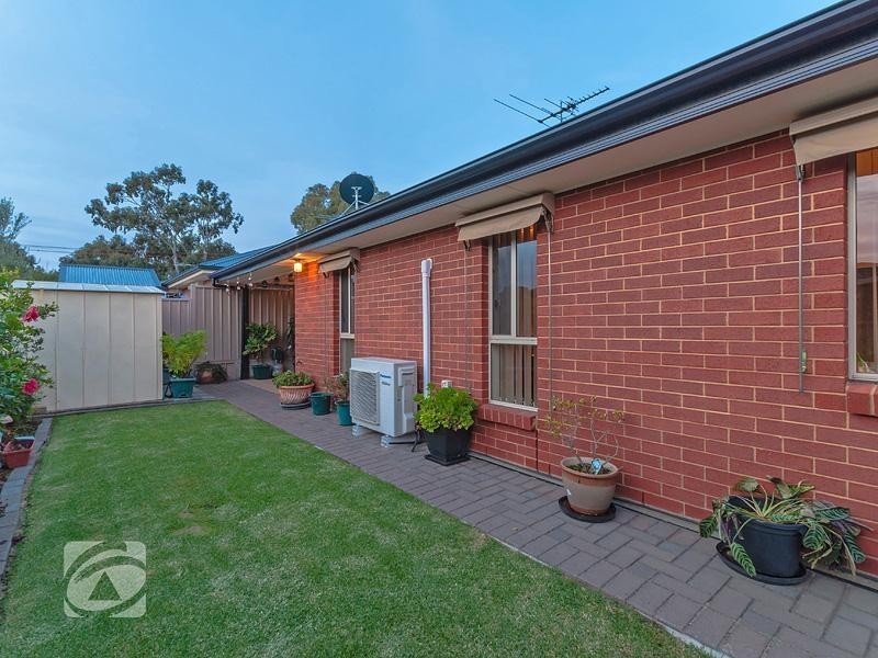 8 Oregan Crescent, St Agnes SA 5097