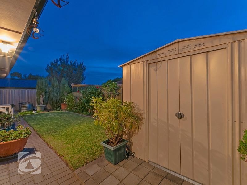 8 Oregan Crescent, St Agnes SA 5097