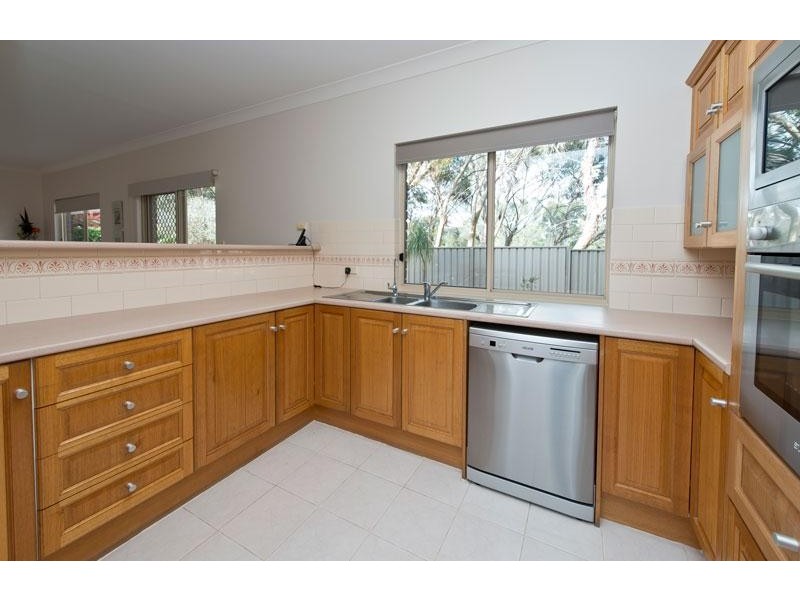 15 Heathfield Avenue, Dernancourt SA 5075