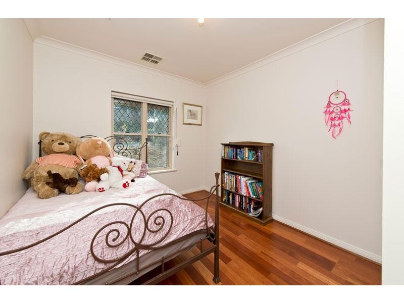 15 Heathfield Avenue, Dernancourt SA 5075