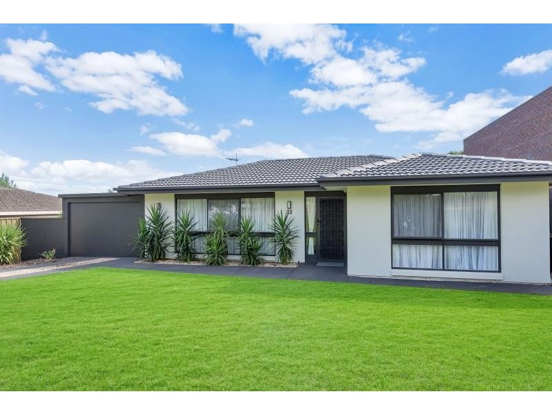 22 Wynn Vale Drive, Gulfview Heights SA 5096