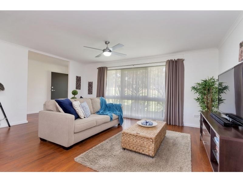 22 Wynn Vale Drive, Gulfview Heights SA 5096