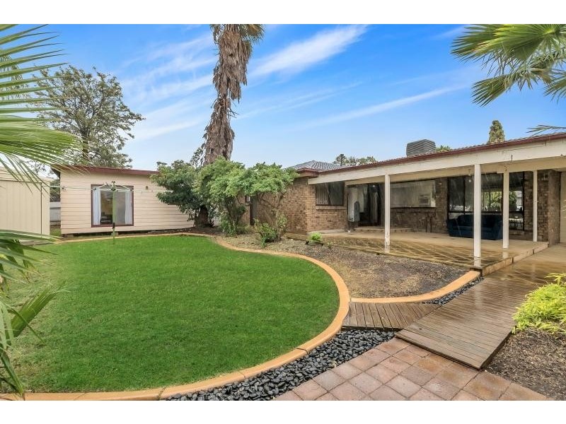 3 Ming Court, Modbury Heights SA 5092