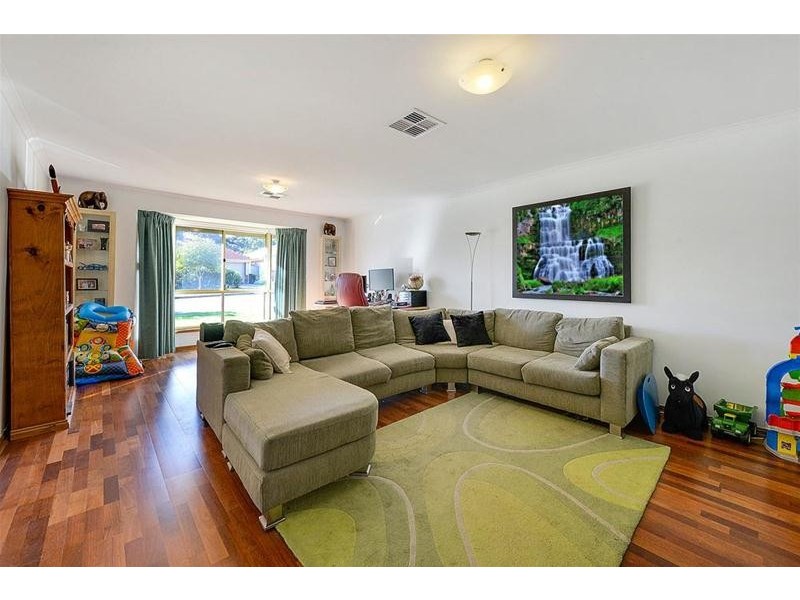 4 Brigalow Avenue, Seacombe Gardens SA 5047