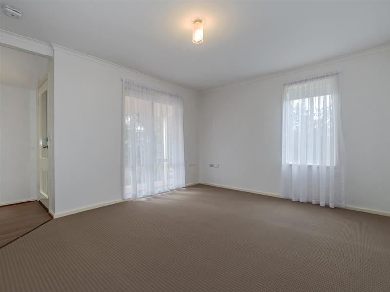 6 Mertz Court, Greenwith SA 5125