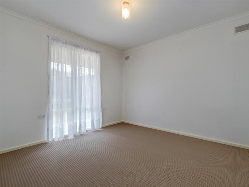 6 Mertz Court, Greenwith SA 5125