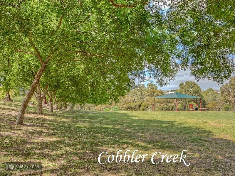 6 Mertz Court, Greenwith SA 5125