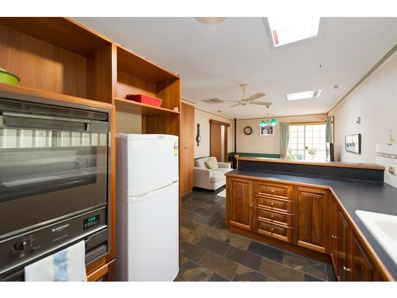 30 Roycroft Place, Golden Grove SA 5125