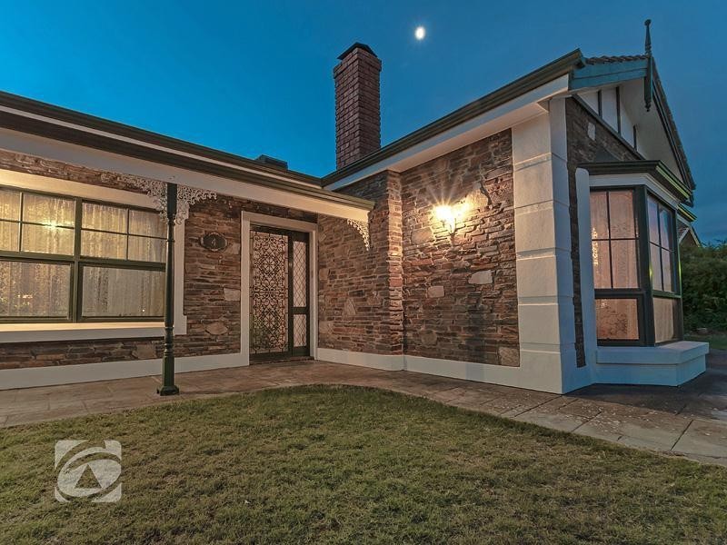 4 Tyrone Court, Wynn Vale SA 5127