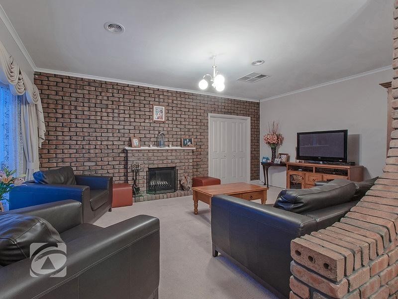 4 Tyrone Court, Wynn Vale SA 5127