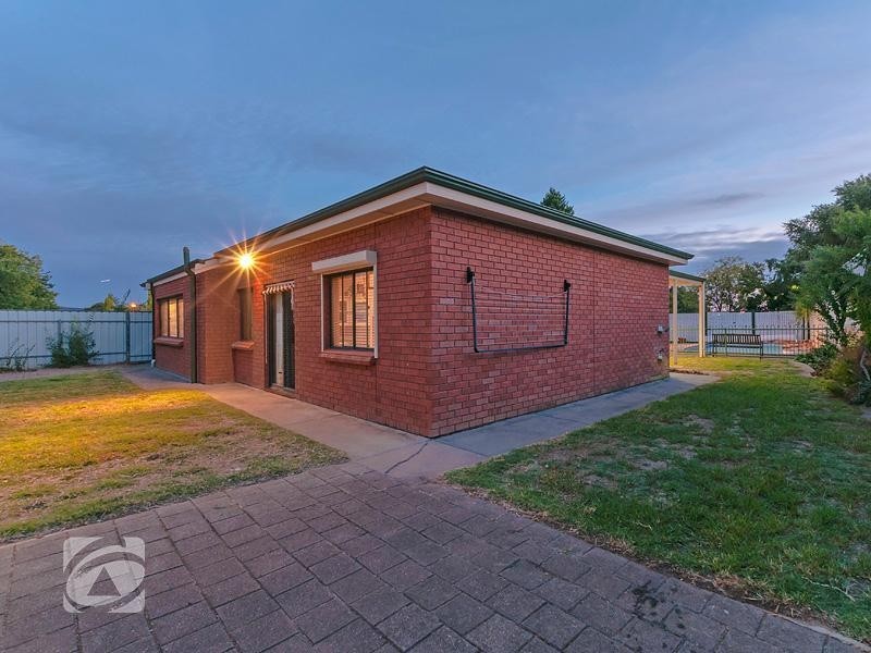 4 Tyrone Court, Wynn Vale SA 5127