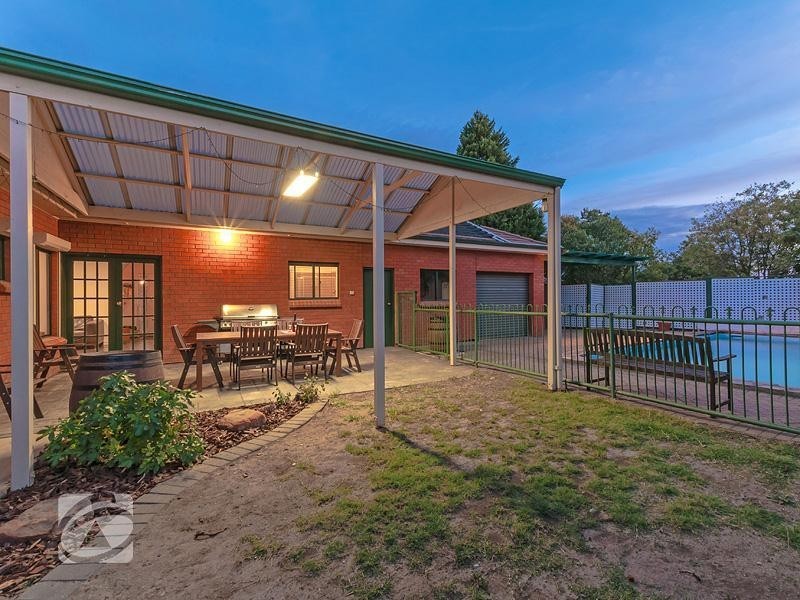 4 Tyrone Court, Wynn Vale SA 5127