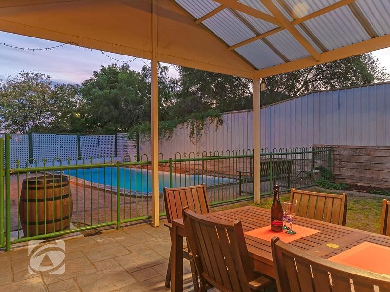 4 Tyrone Court, Wynn Vale SA 5127