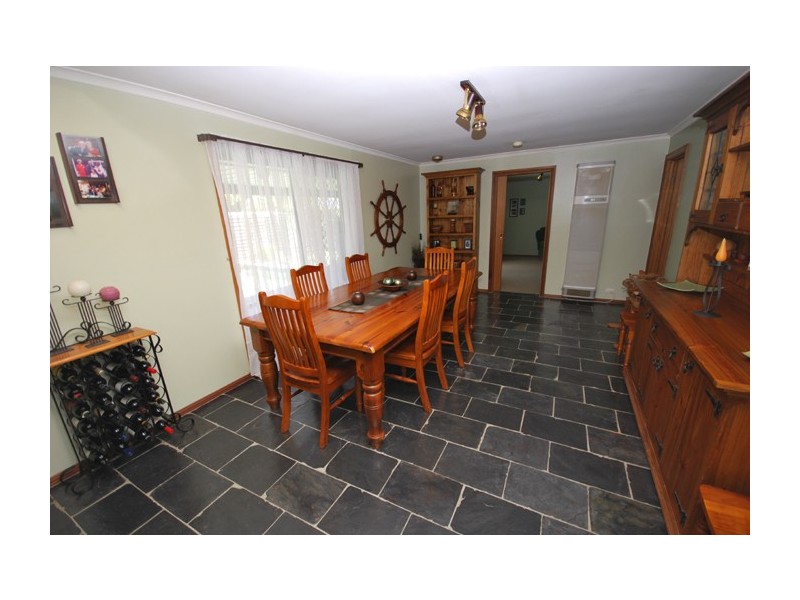 28 Duke Avenue, Para Hills SA 5096