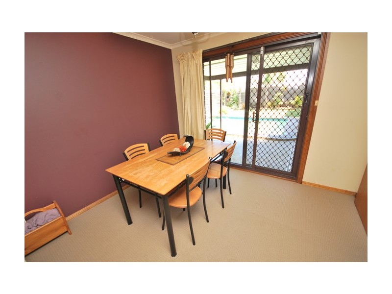 28 Duke Avenue, Para Hills SA 5096