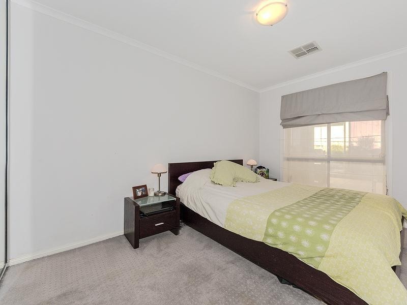 8a Lincoln Drive, Redwood Park SA 5097