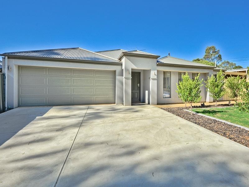 8a Lincoln Drive, Redwood Park SA 5097