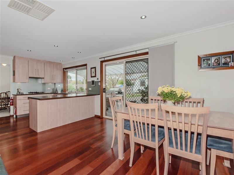 13 Treloar Avenue, Greenwith SA 5125