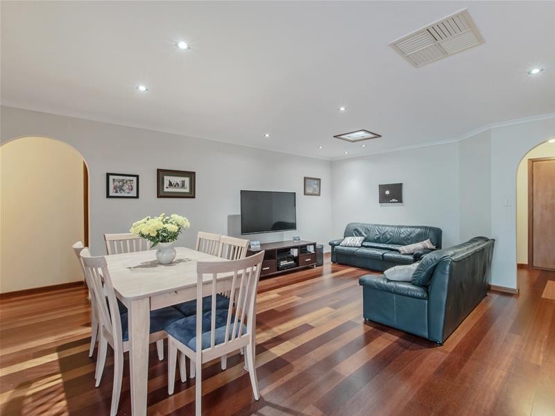 13 Treloar Avenue, Greenwith SA 5125