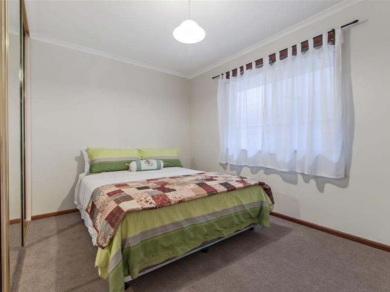 13 Treloar Avenue, Greenwith SA 5125