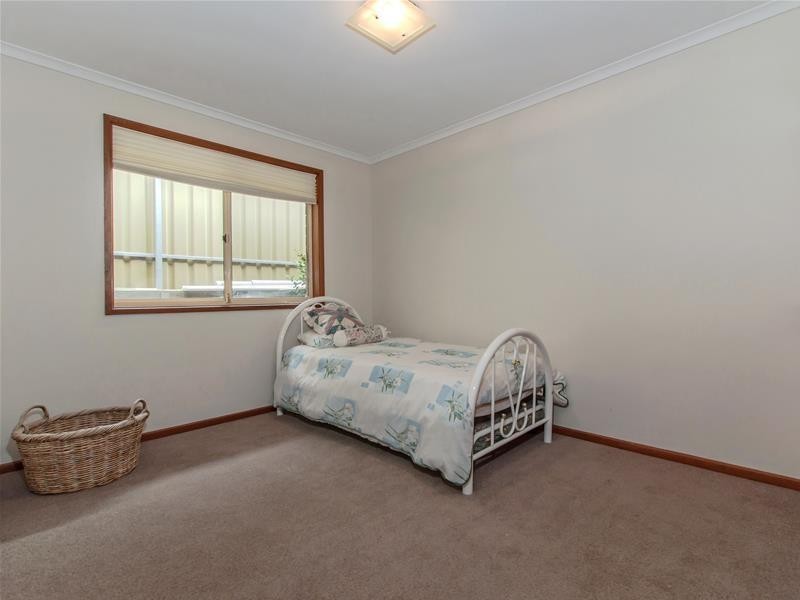 13 Treloar Avenue, Greenwith SA 5125