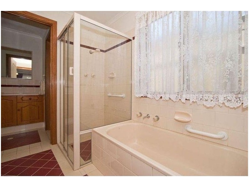 11 Orange Avenue, Golden Grove SA 5125