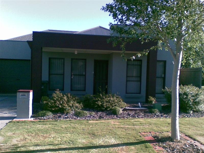 3 Poplar Crescent, Mawson Lakes SA 5095