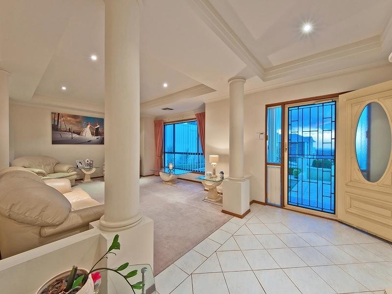 6 Prasad Court, Hillbank SA 5112