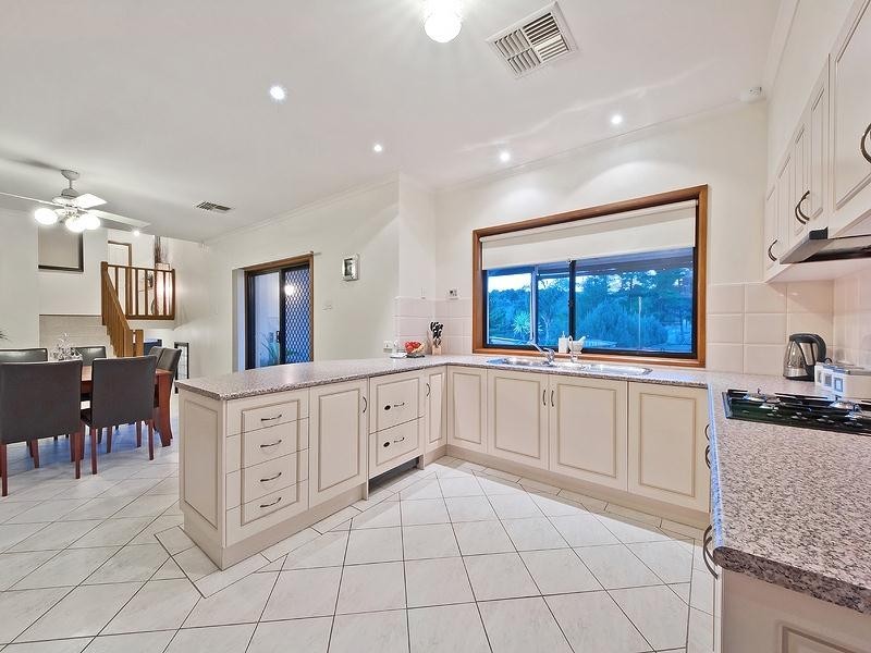 6 Prasad Court, Hillbank SA 5112