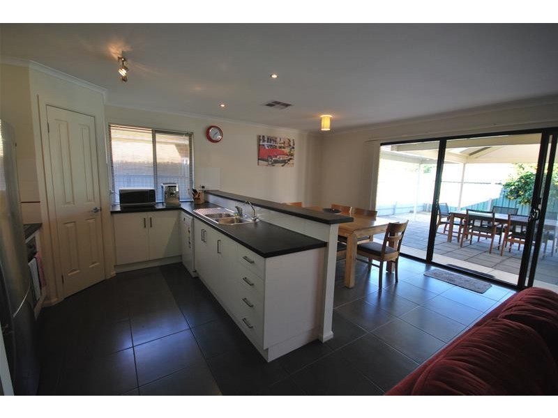 25 Glenburnie Street, Seaton SA 5023